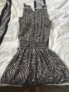 Veronica M Geometric Print Smocked Waist Halter Dress M